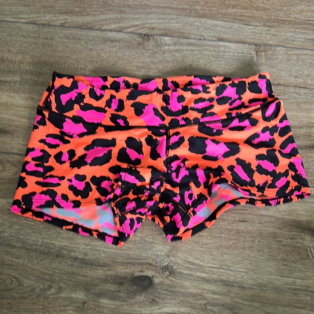 Fleo leopard print workout shorts